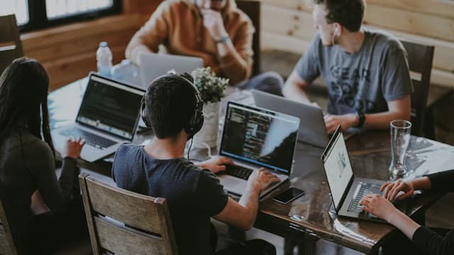 Team collaboration and secure messaging
