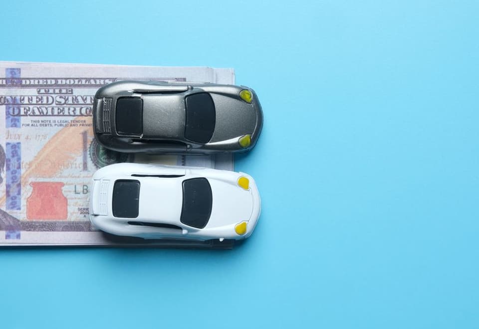 64b68387143ff23d68126550_645e4c1815310e8e0c7b5ceb_buy-auto-loan-notes-debexpert-.jpeg